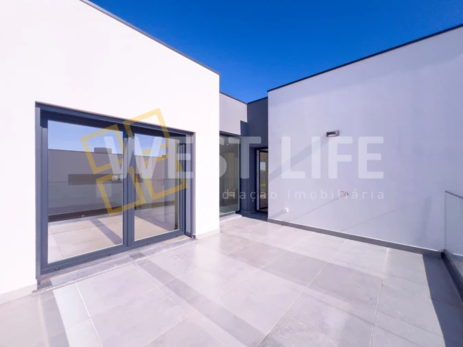Moradia T4 para Venda em Ericeira Foto 36