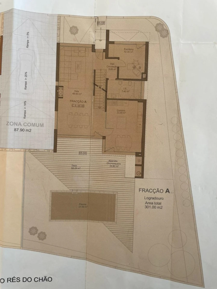 Moradia T4 para Venda em Ericeira Planta 1