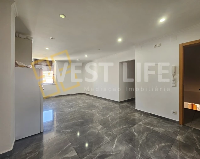 Apartamento T2 para Venda em Enxara do Bispo, Gradil e Vila Franca do Rosário Foto 2