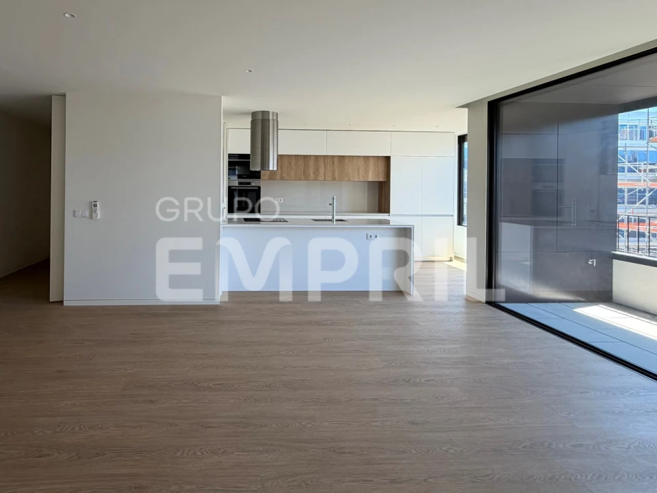 Apartamento T3 para Venda em Canidelo Foto 1