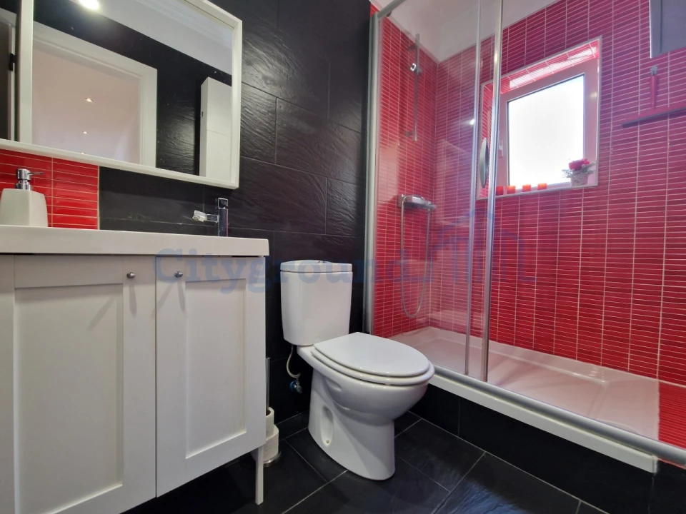 Apartamento T2 para Arrendamento em São Vicente Foto 12