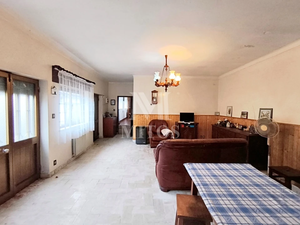 Moradia T2 para Venda em Mujães Foto 5