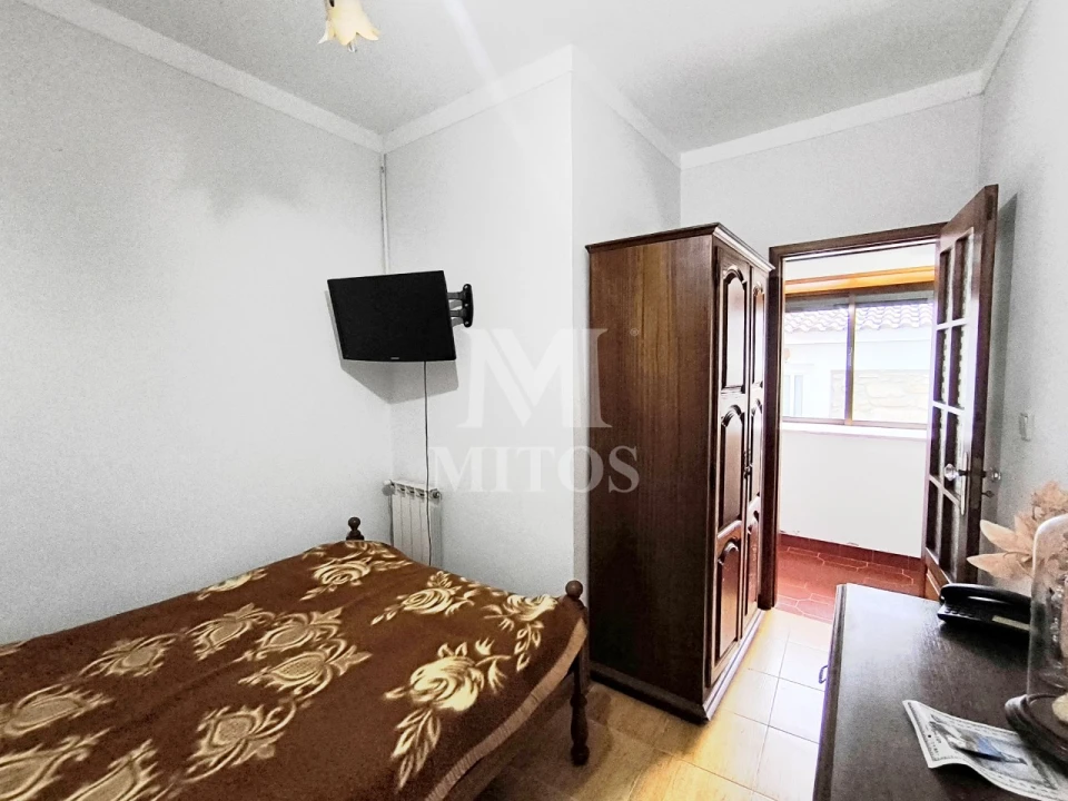 Moradia T2 para Venda em Mujães Foto 13