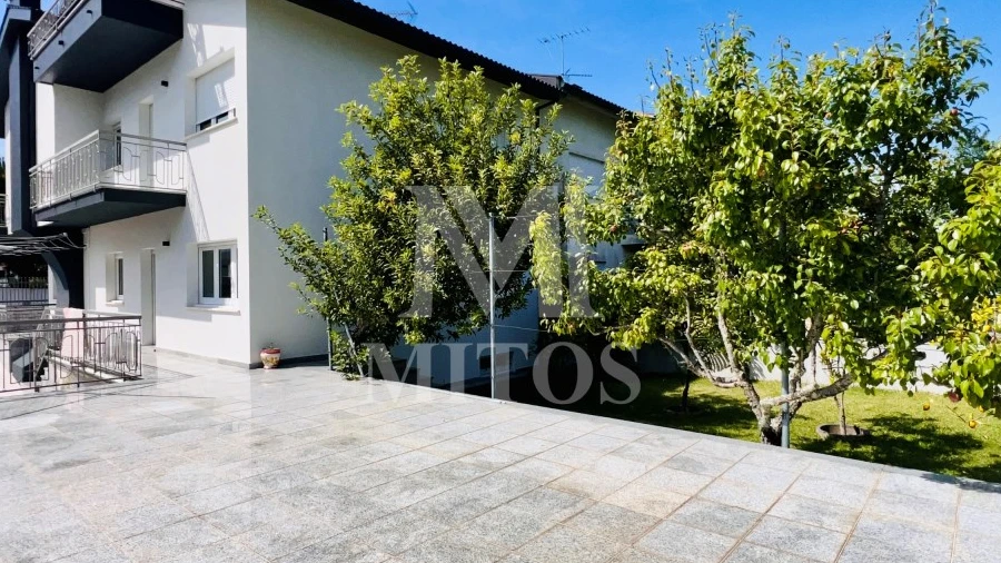 Moradia T5 para Venda em Darque