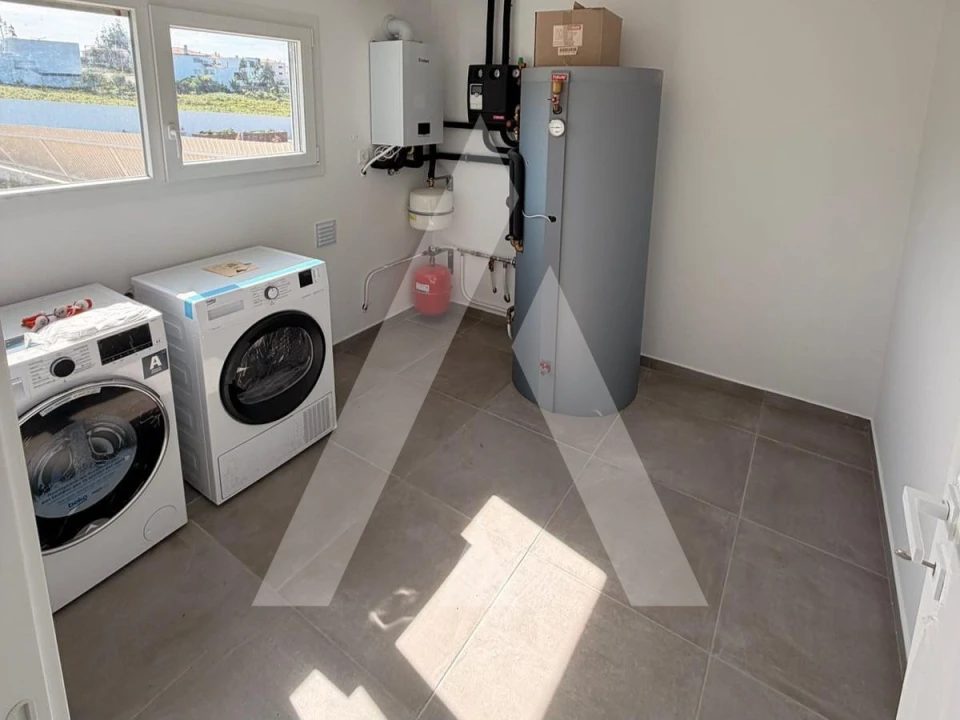 Moradia T4 para Venda em Leiria, Pousos, Barreira e Cortes Foto 44