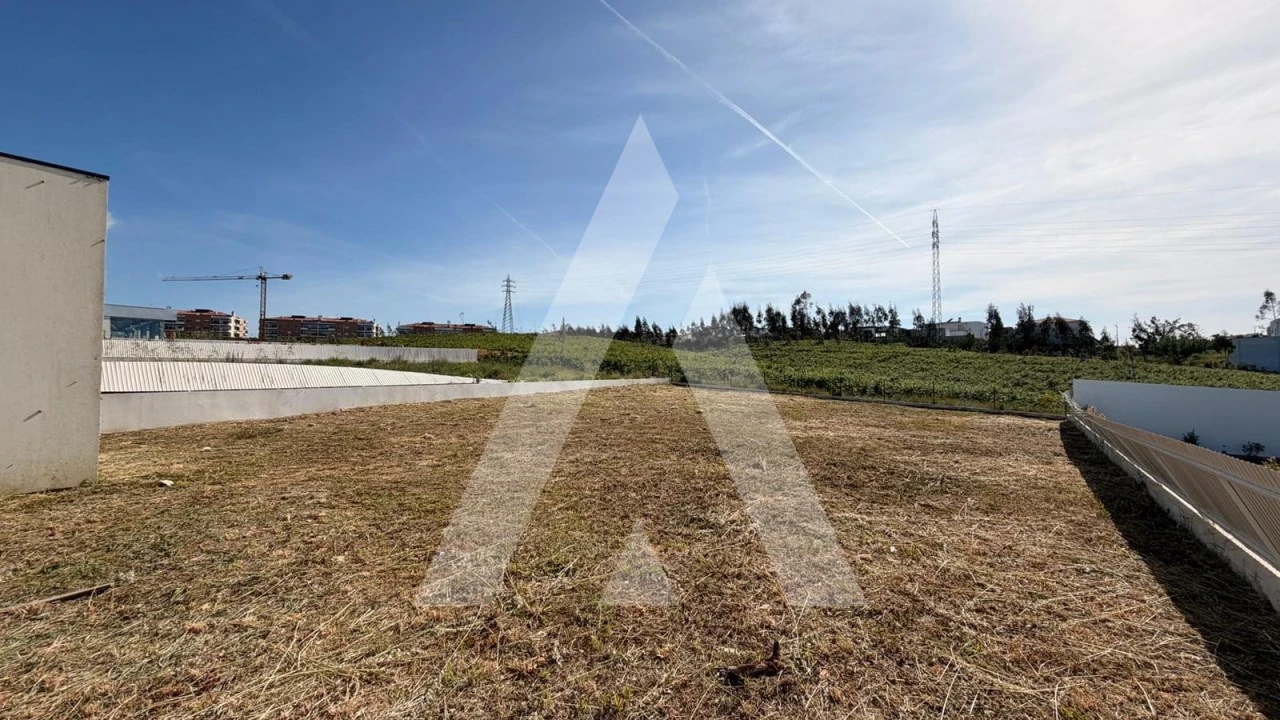 Moradia T4 para Venda em Leiria, Pousos, Barreira e Cortes Foto 50