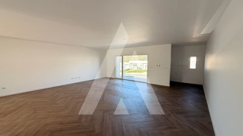 Moradia T4 para Venda em Leiria, Pousos, Barreira e Cortes