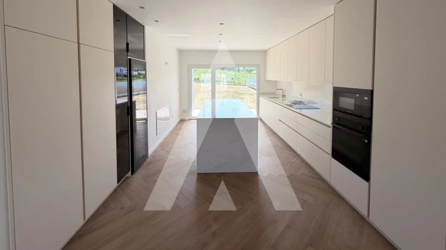 Moradia T4 para Venda em Leiria, Pousos, Barreira e Cortes Foto 16