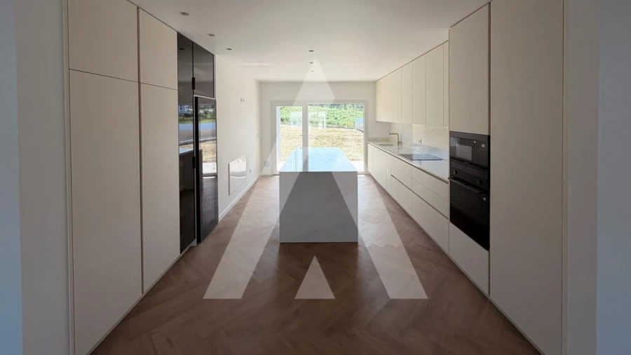 Moradia T4 para Venda em Leiria, Pousos, Barreira e Cortes Foto 15