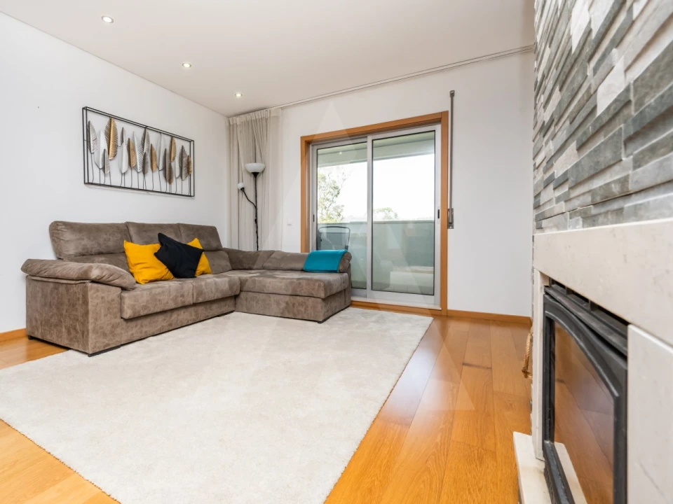 Apartamento T3 para Venda em Sever do Vouga Foto 2