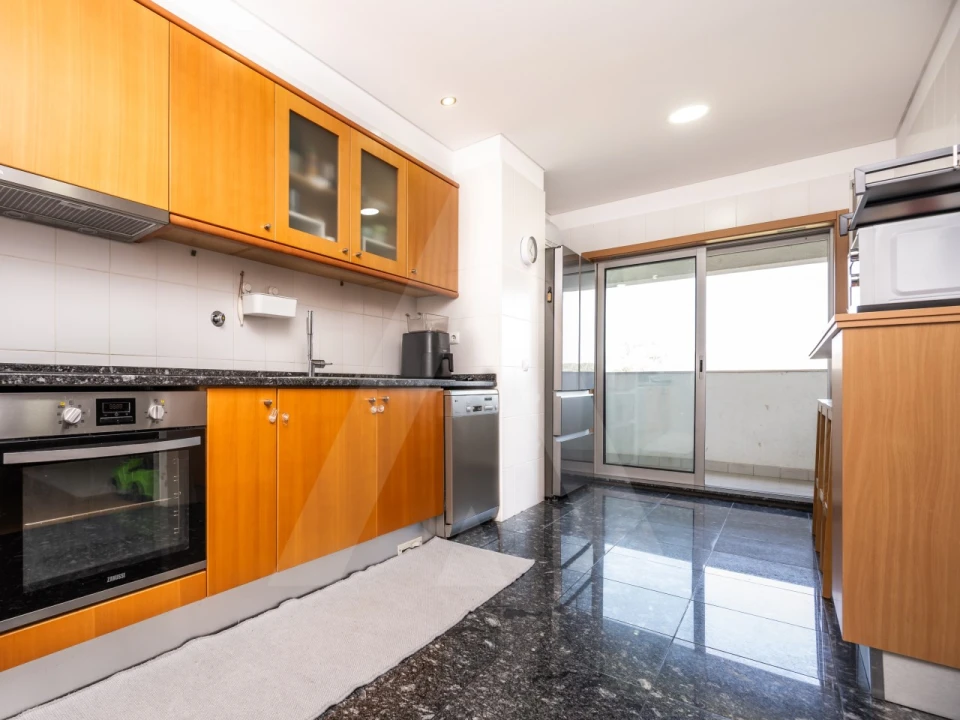 Apartamento T3 para Venda em Sever do Vouga Foto 10