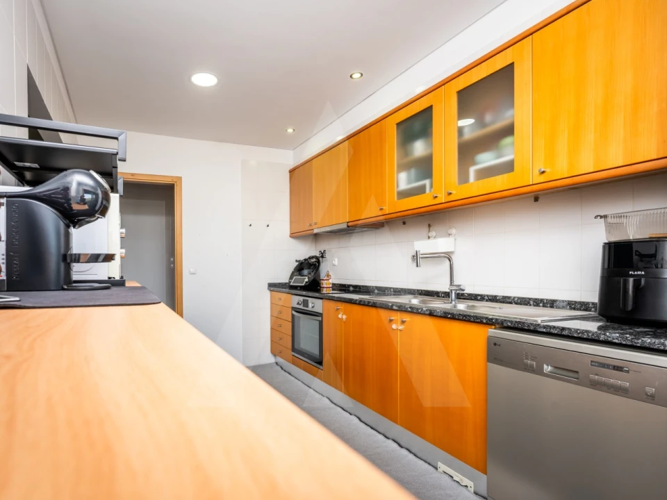 Apartamento T3 para Venda em Sever do Vouga Foto 12