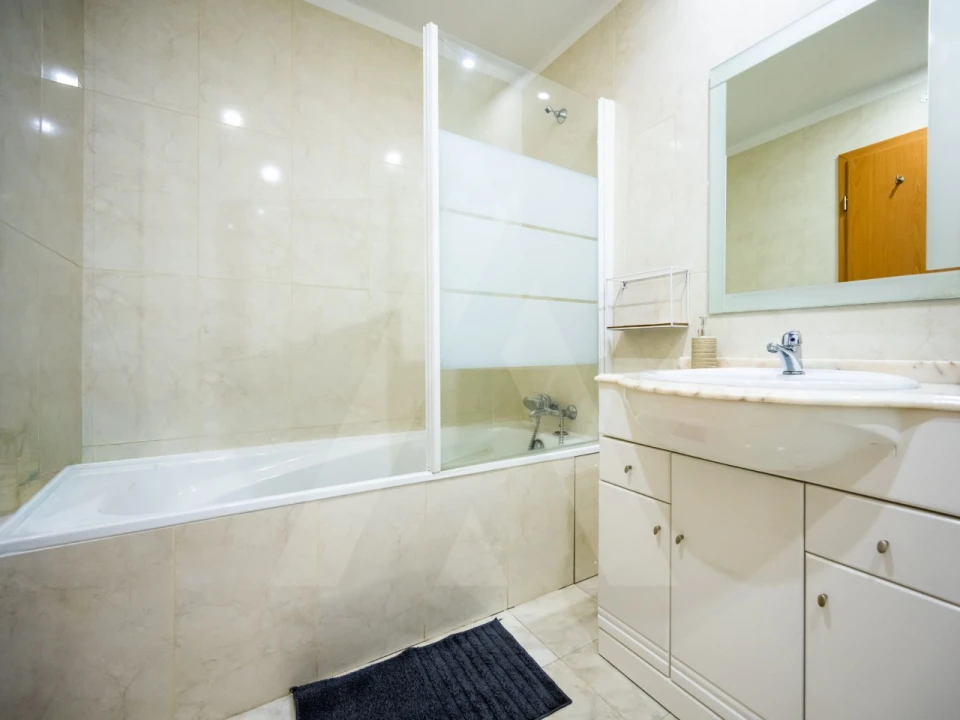 Apartamento T3 para Venda em Sever do Vouga Foto 29