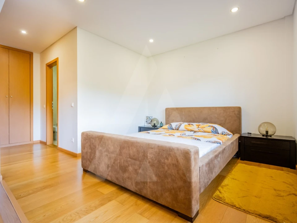 Apartamento T3 para Venda em Sever do Vouga Foto 16