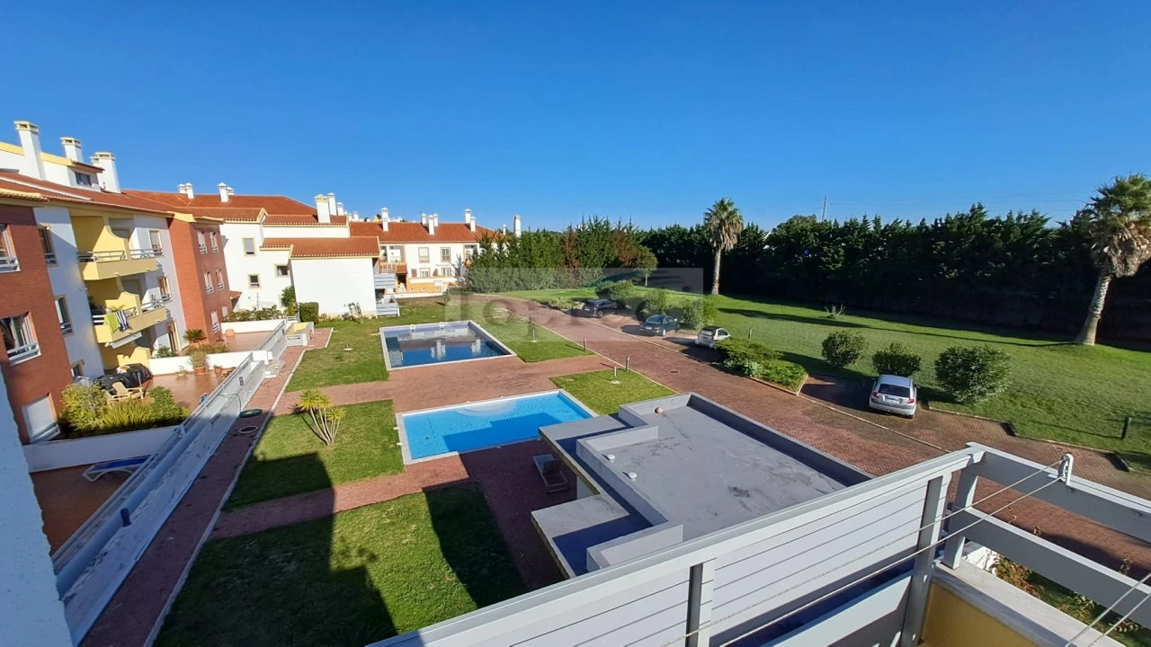 Apartamento T2 para Venda em Santa Maria e São Miguel, São Martinho, São Pedro Penaferrim Foto 1