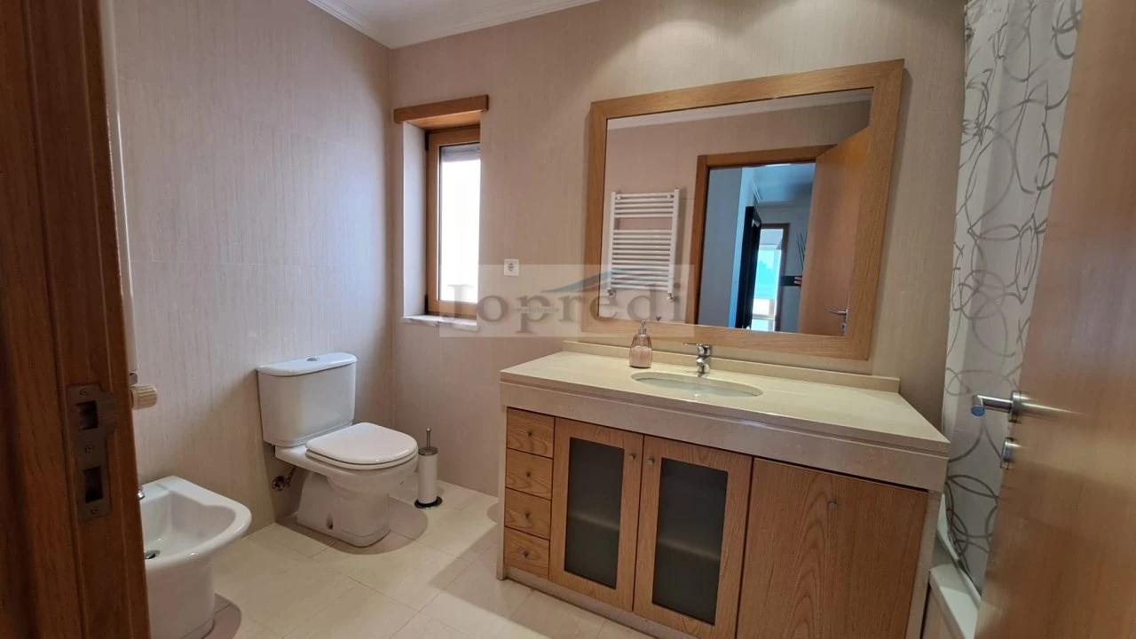Apartamento T2 para Venda em Santa Maria e São Miguel, São Martinho, São Pedro Penaferrim Foto 23