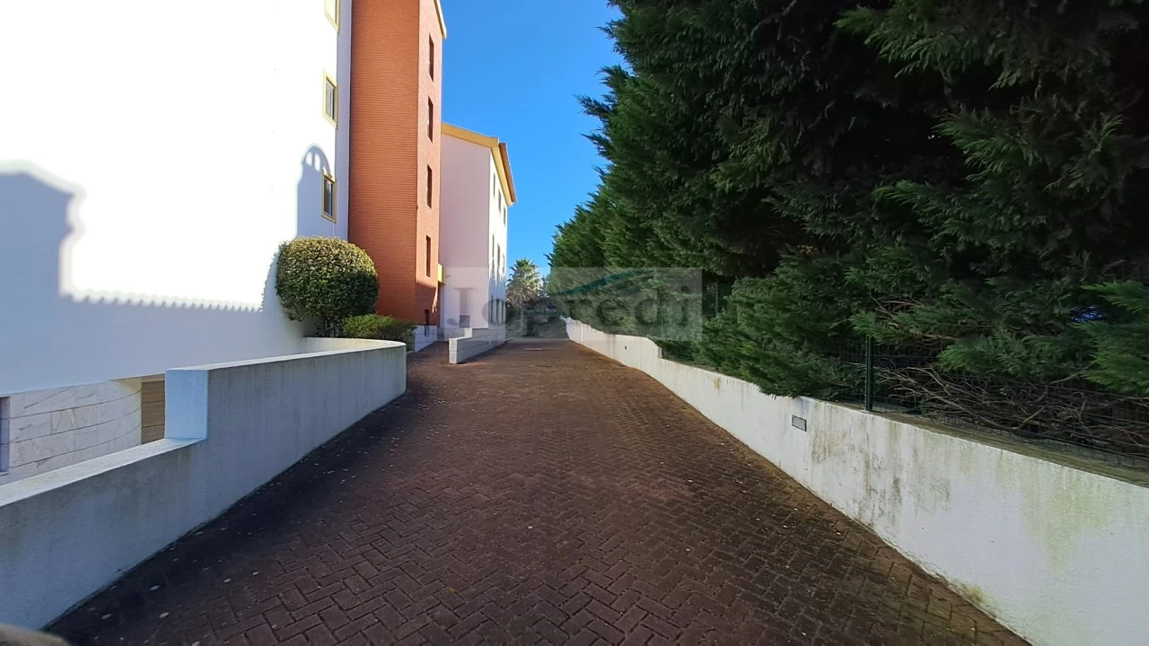 Apartamento T2 para Venda em Santa Maria e São Miguel, São Martinho, São Pedro Penaferrim Foto 31