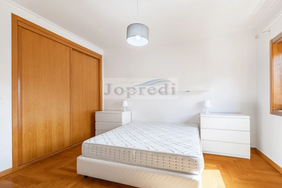 Apartamento T2 para Venda em Santa Maria e São Miguel, São Martinho, São Pedro Penaferrim Foto 23