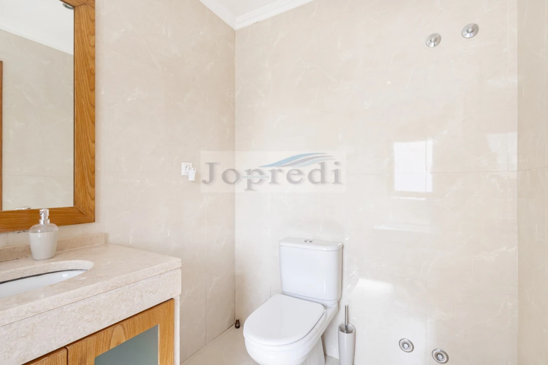 Apartamento T2 para Venda em Santa Maria e São Miguel, São Martinho, São Pedro Penaferrim Foto 30