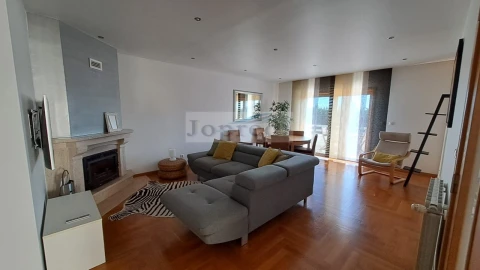 Apartamento T2 para Venda em Santa Maria e São Miguel, São Martinho, São Pedro Penaferrim