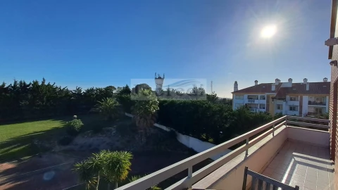 Apartamento T2 para Venda em Santa Maria e São Miguel, São Martinho, São Pedro Penaferrim