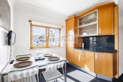 Apartamento T2 para Venda em Santa Maria e São Miguel, São Martinho, São Pedro Penaferrim