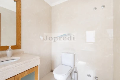 Apartamento T2 para Venda em Santa Maria e São Miguel, São Martinho, São Pedro Penaferrim
