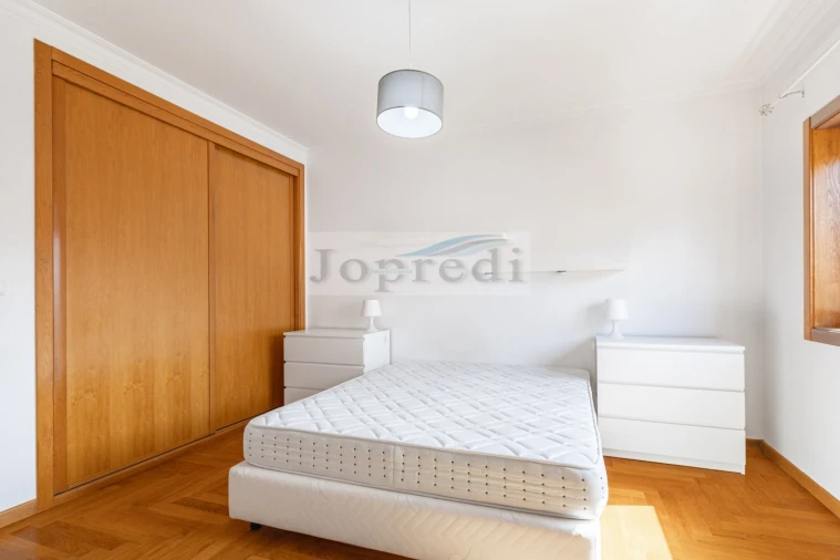 Apartamento T2 para Venda em Santa Maria e São Miguel, São Martinho, São Pedro Penaferrim Foto 23