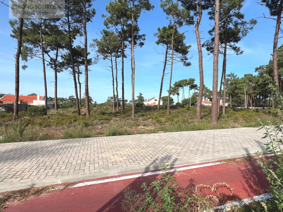 Terreno para Venda em Charneca de Caparica e Sobreda Foto 6