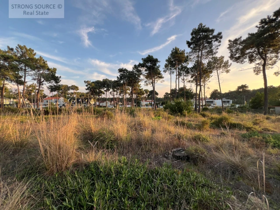 Terreno para Venda em Charneca de Caparica e Sobreda Foto 7