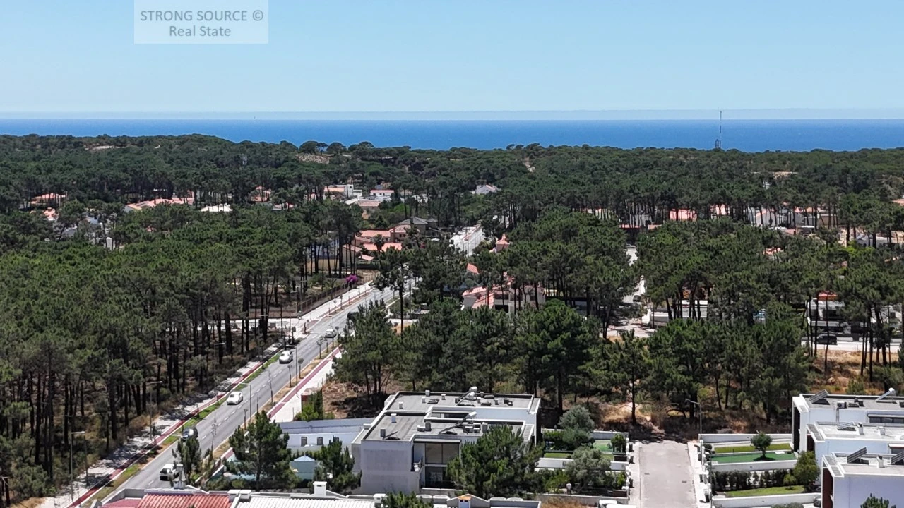 Terreno para Venda em Charneca de Caparica e Sobreda Foto 14
