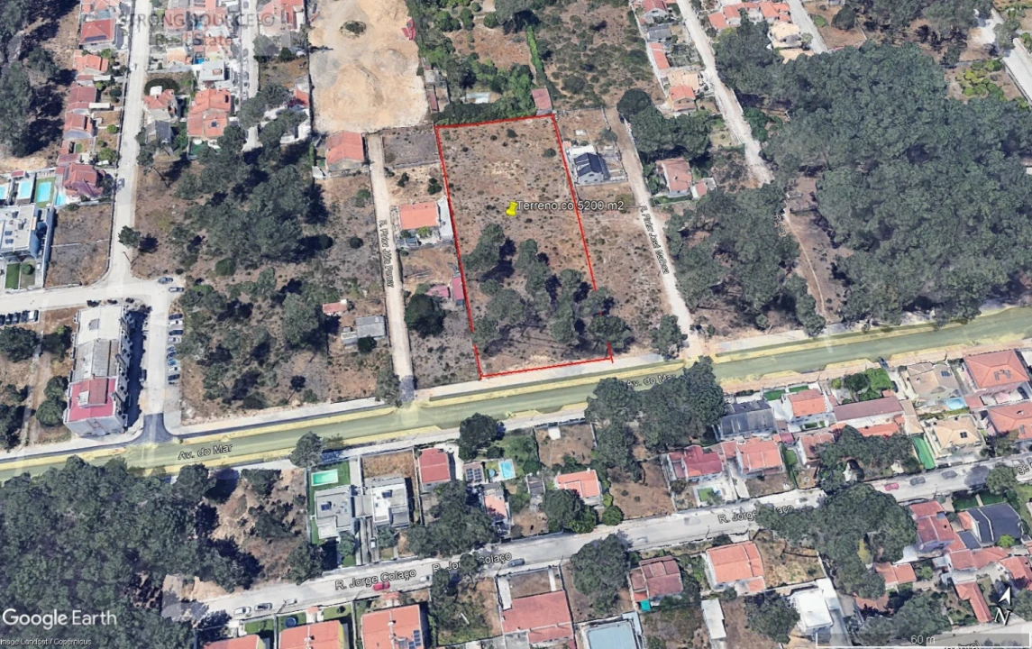 Terreno para Venda em Charneca de Caparica e Sobreda Foto 18