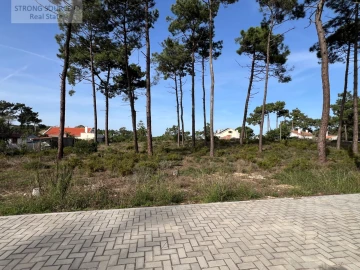 Terreno para Venda em Charneca de Caparica e Sobreda