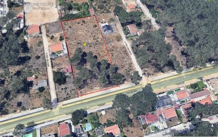 Terreno para Venda em Charneca de Caparica e Sobreda