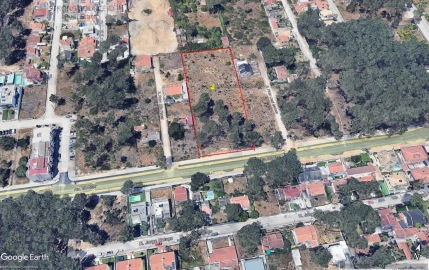 Terreno para Venda em Charneca de Caparica e Sobreda