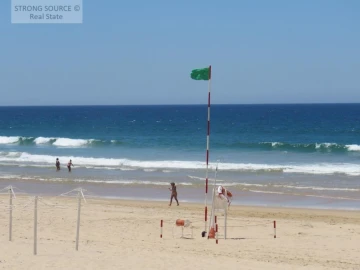 Terreno para Venda em Charneca de Caparica e Sobreda