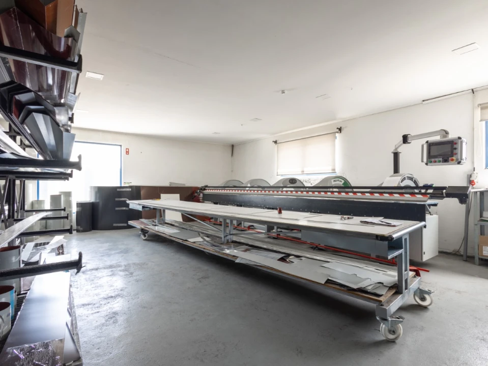 Armazém para Venda em Montemor-O-Velho e Gatões Foto 13