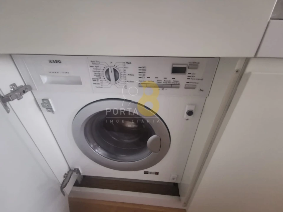 Apartamento T1 para Arrendamento em Aldoar, Foz do Douro e Nevogilde Foto 6