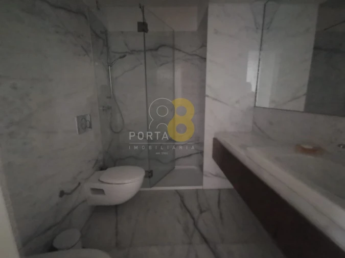 Apartamento T1 para Arrendamento em Aldoar, Foz do Douro e Nevogilde Foto 14