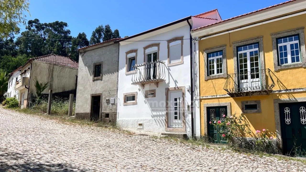Moradia T3 para Venda em Castanheira de Pêra e Coentral Foto 15