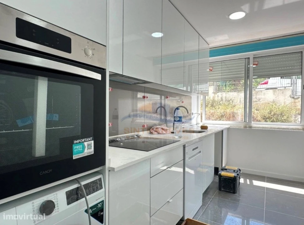 Apartamento T3 para Venda em Águas Livres Foto 9