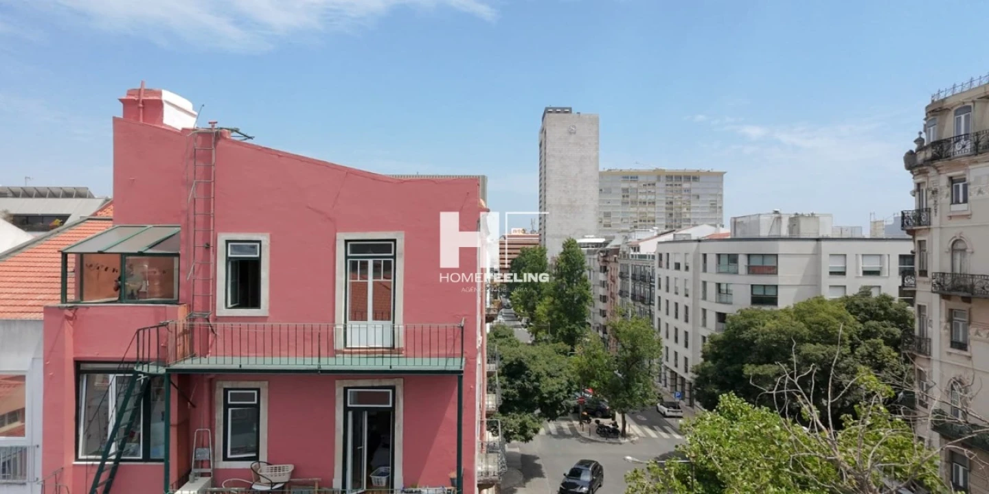 Apartamento T5 para Venda em Avenidas Novas Foto 4