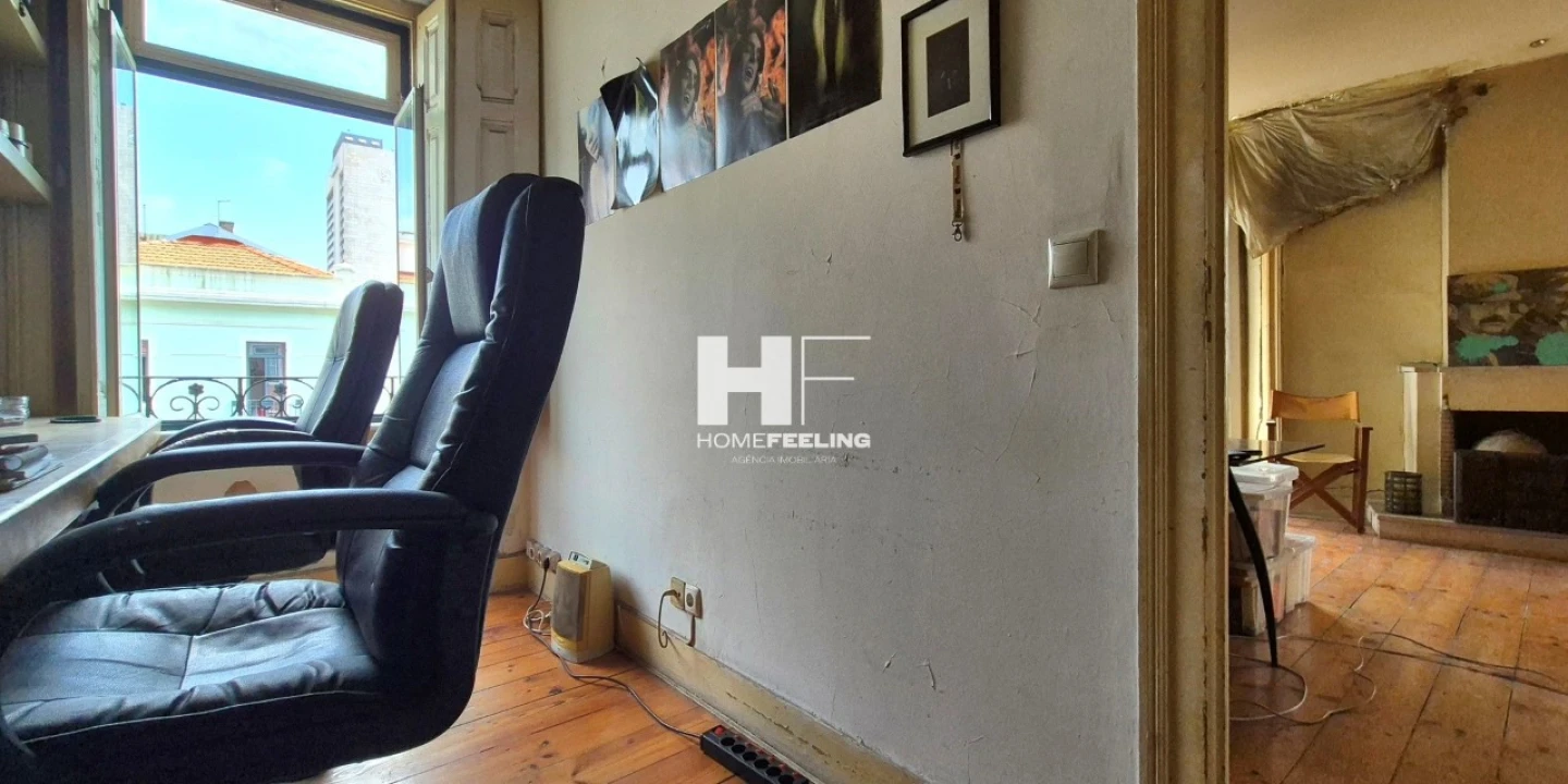 Apartamento T5 para Venda em Avenidas Novas Foto 8