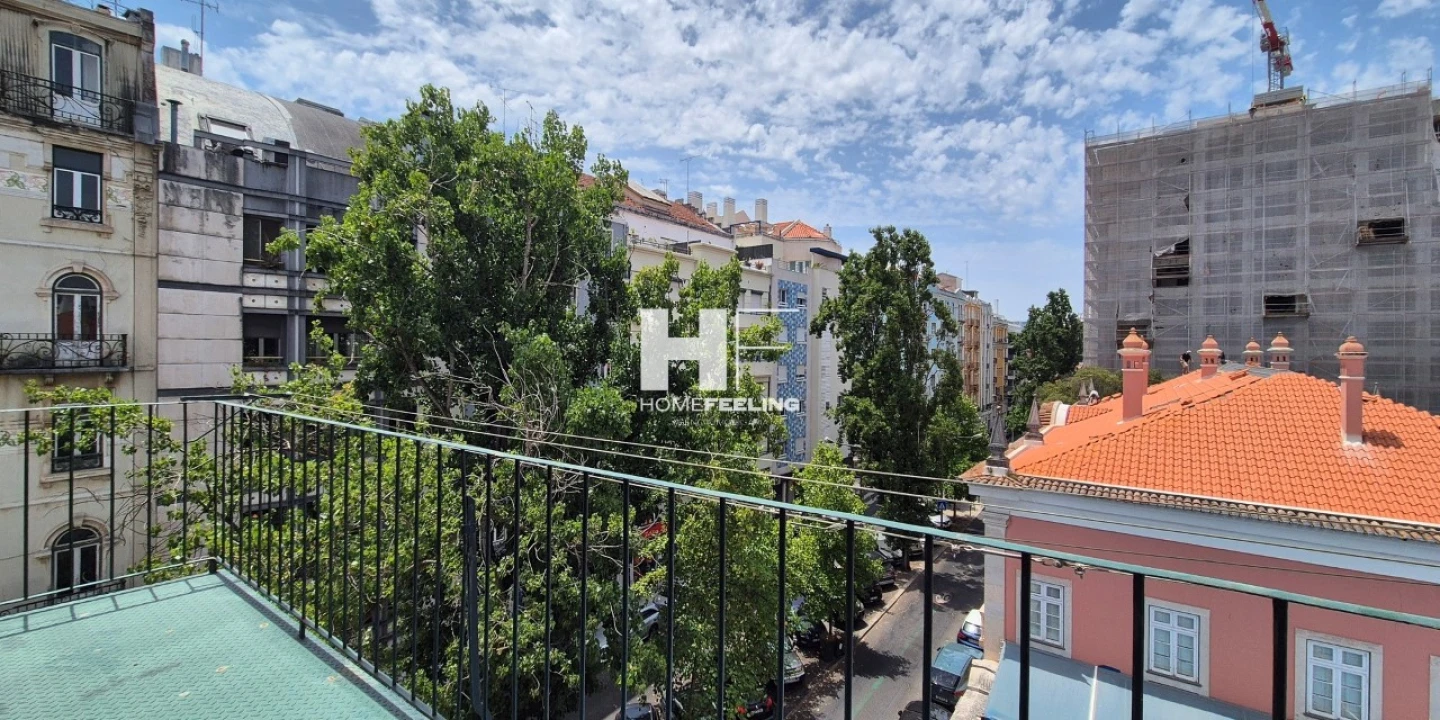 Apartamento T5 para Venda em Avenidas Novas Foto 16