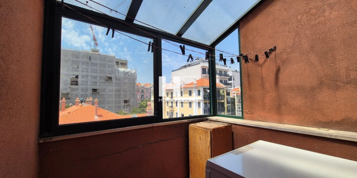 Apartamento T5 para Venda em Avenidas Novas Foto 20