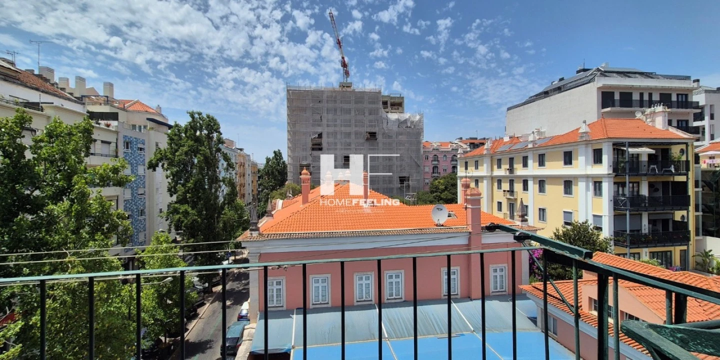 Apartamento T5 para Venda em Avenidas Novas Foto 21