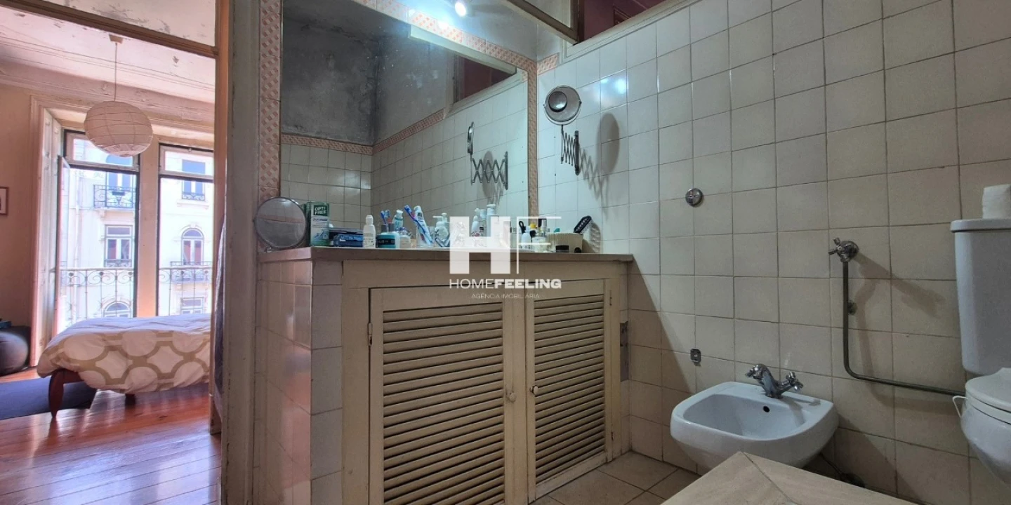 Apartamento T5 para Venda em Avenidas Novas Foto 22