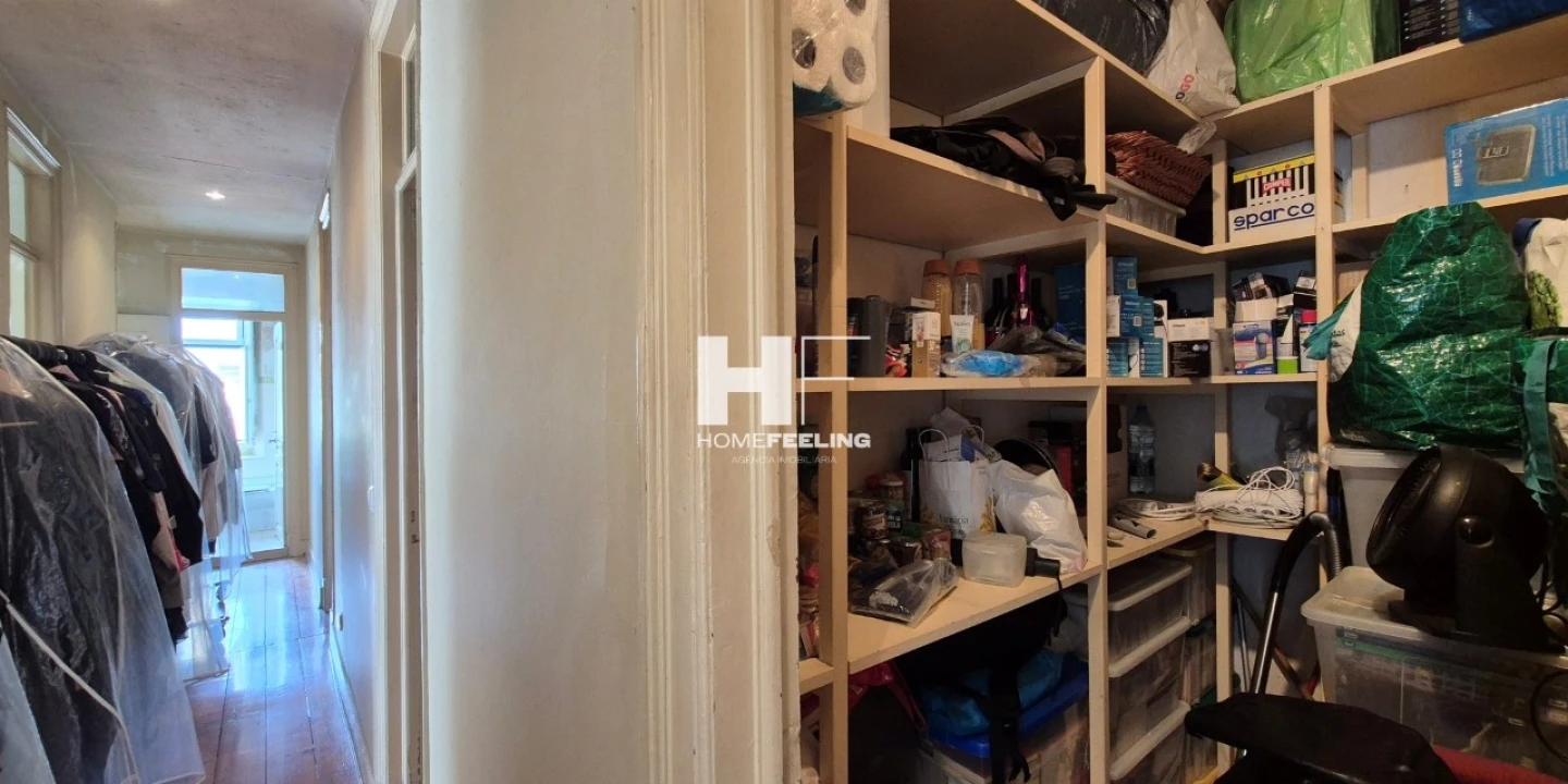 Apartamento T5 para Venda em Avenidas Novas Foto 23