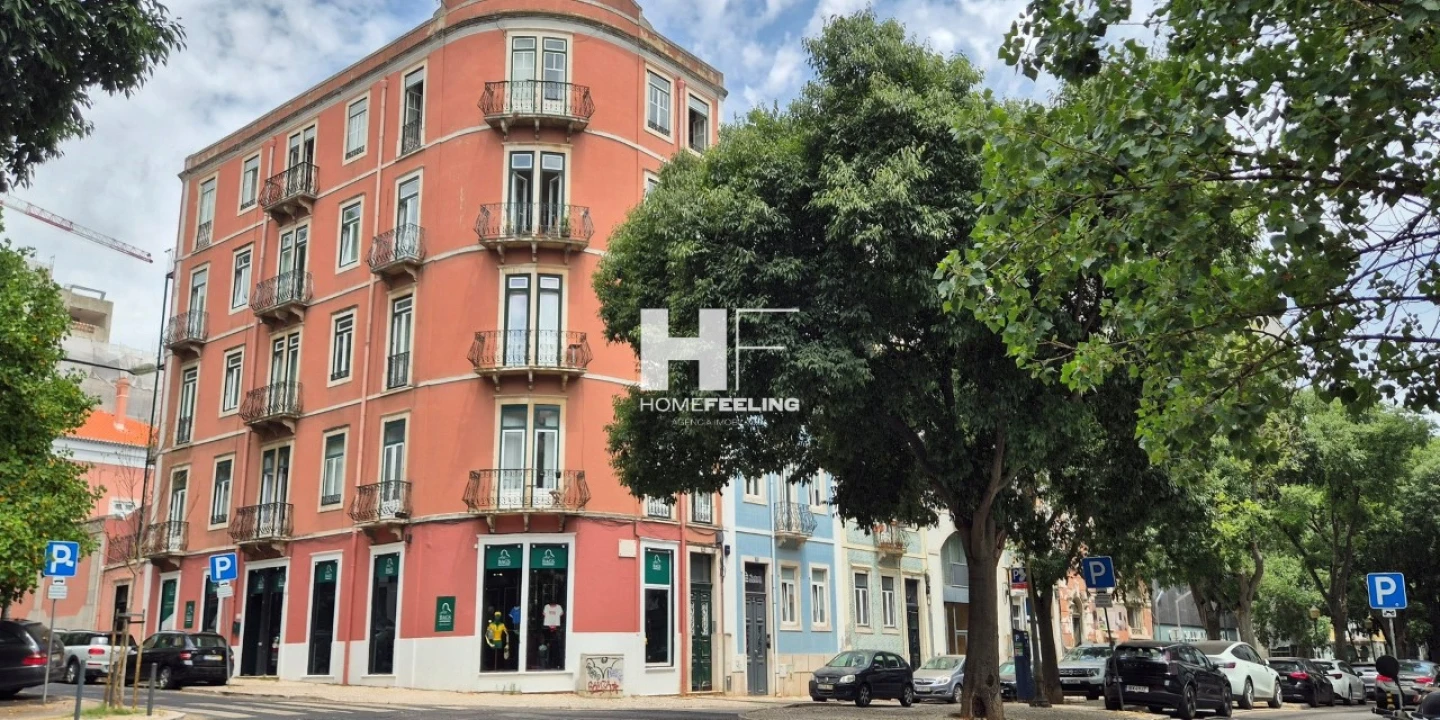 Apartamento T5 para Venda em Avenidas Novas Foto 26