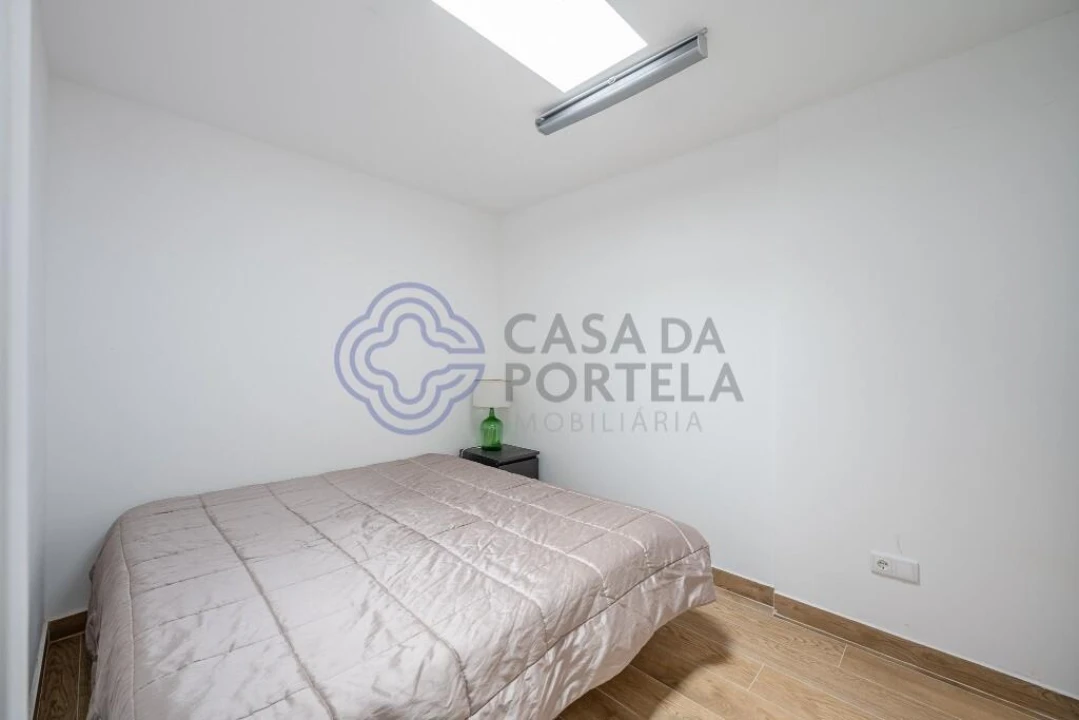 Prédio para Venda em Moreira Foto 33